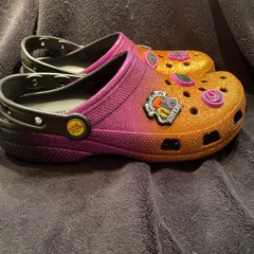 Disney Hocus Pocus Crocs Size 8
